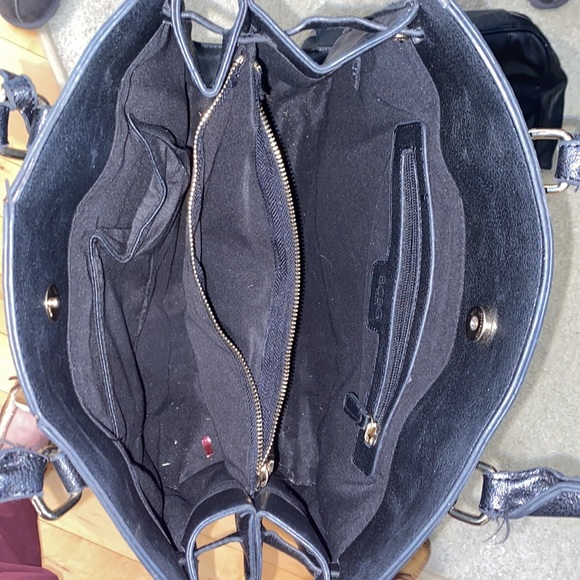 BCBG Paris purse - Picture 6 of 6